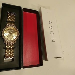 NEW AVON WATCH  WITH CRYSTALS BY  SWAROVSKI  AVON